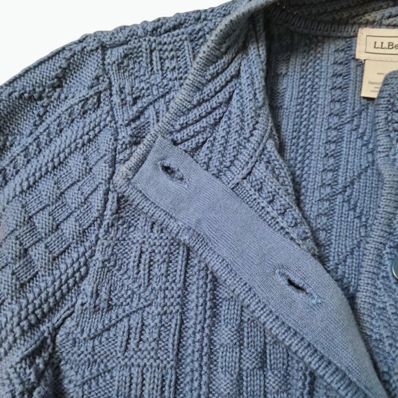 L.L.Bean Women Vintage Cardigan Size M Royal Blue Heavy Knit Nordic Button Down - Picture 8 of 16